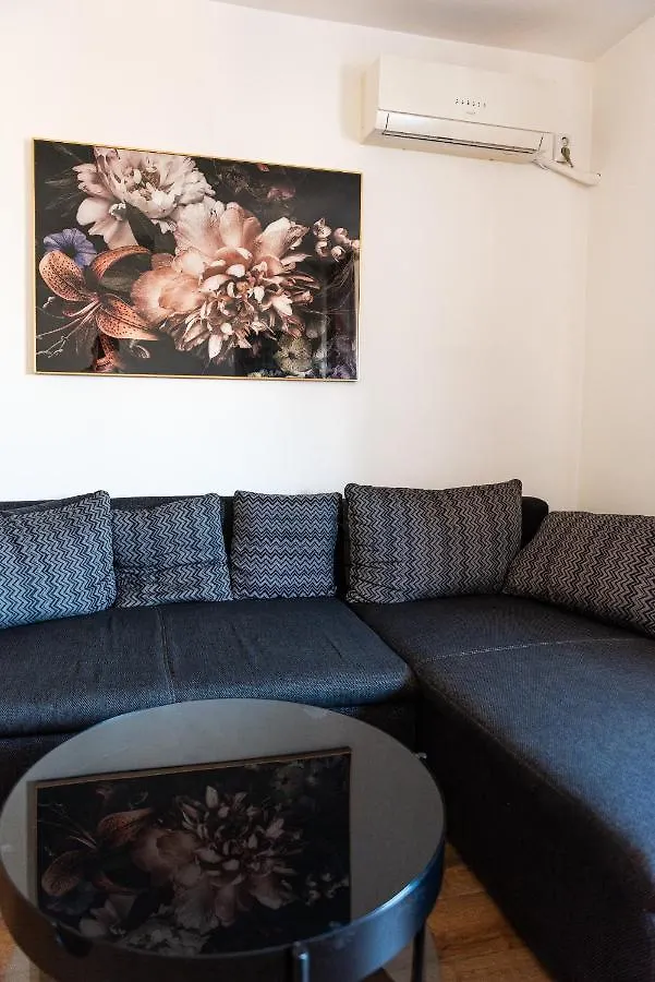 Chic 2-Room Apartment In The Heart Of Bucharest With Amazing View