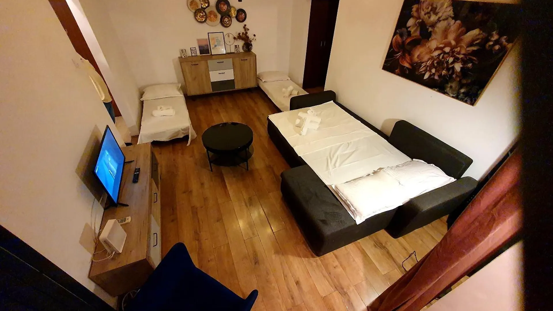 Chic 2-Room Apartment In The Heart Of Bucharest With Amazing View