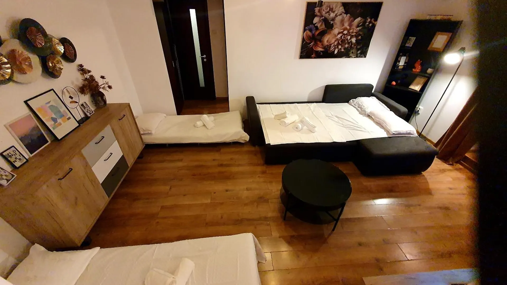 Chic 2-Room Apartment In The Heart Of Bucharest With Amazing View Romania