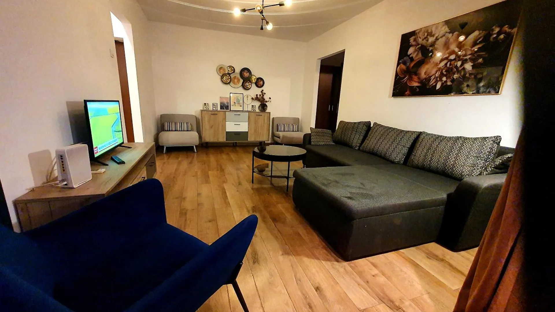 Chic 2-Room Apartment In The Heart Of Bucharest With Amazing View 0*,  Румыния